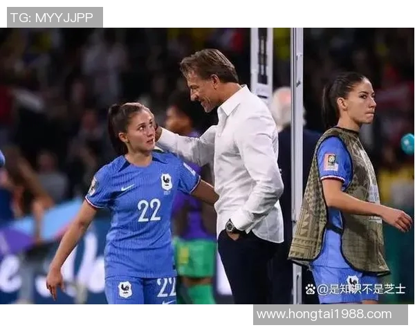 足球明星姑娘的身份揭秘她在绿茵场上的传奇故事与成就