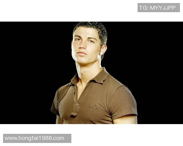 足球明星专用客场衣服收纳包让你的旅行更轻松时尚与实用兼备